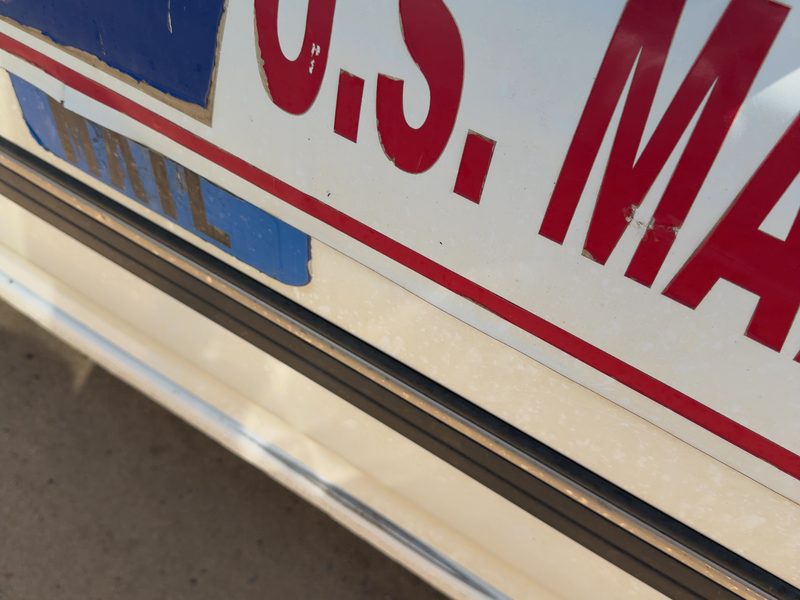 1994 Subaru Legacy/ Outback Front Door Moulding RH