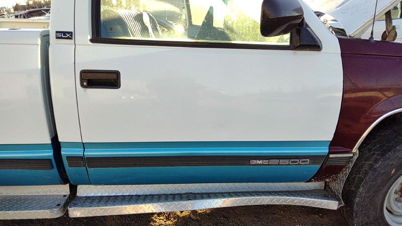 1988-2002 GMC Pickup 2500 Series Front Door RH