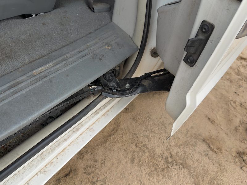2010 Chrysler Town & Country Rear Door Latch LH