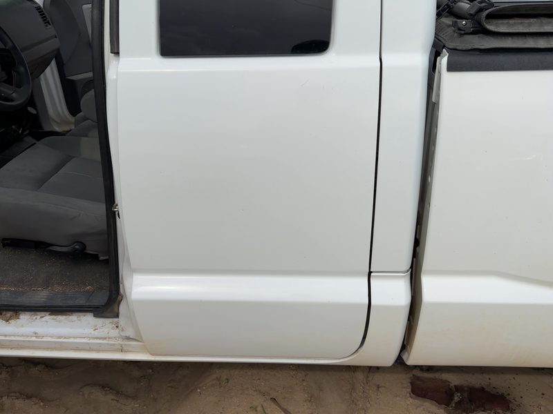 2005-2011 Dodge Dakota (mid-size) Rear Door LH