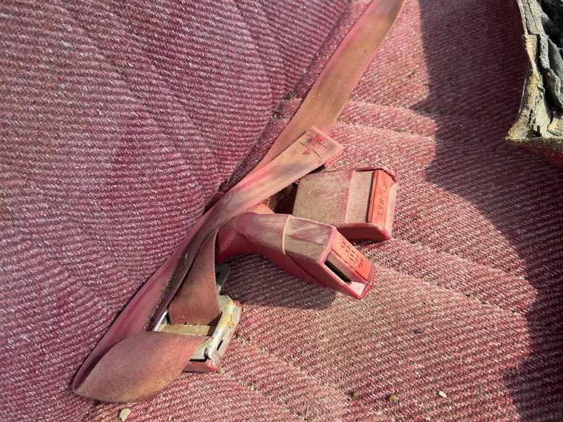 1991 Dodge Dakota (mid-size) Front Seat Belt RH