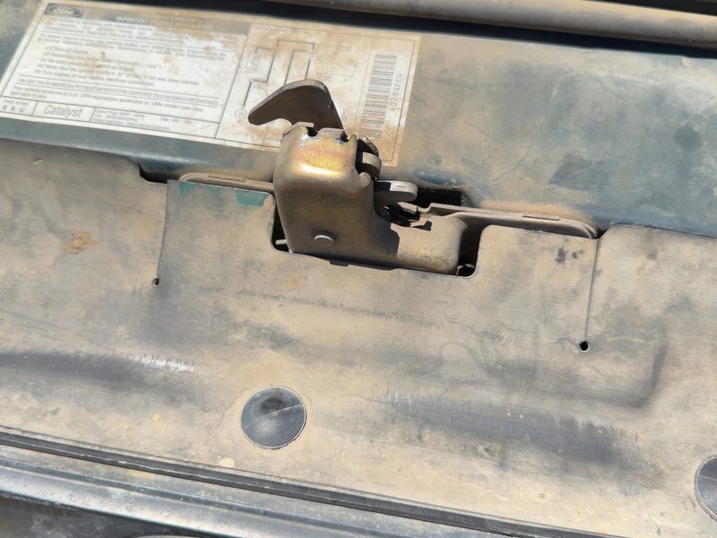 1989-1994 Explorer Radiator Support