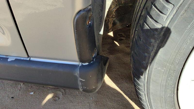 2004 Mitsubishi Eclipse Fender Moulding RH