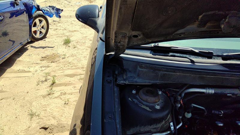 2005-2010 Pontiac G6 Hood Hinge RH