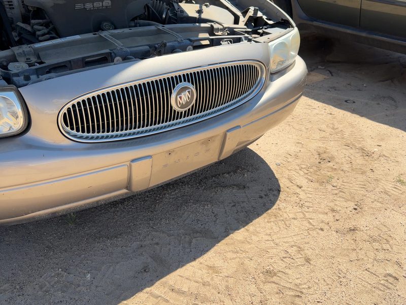 2000-2005 Buick Lesabre (80 & Up) Front Bumper Assy.