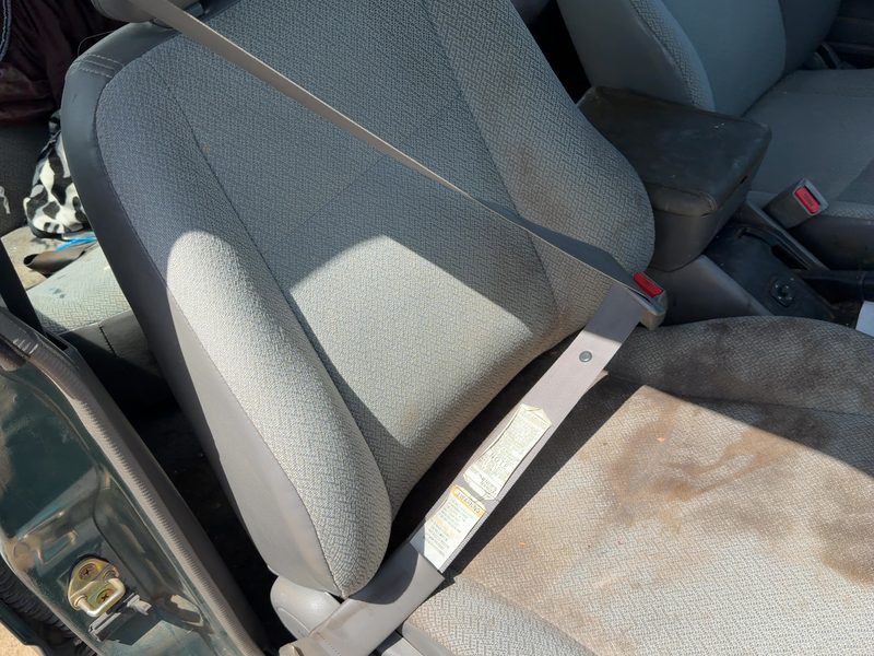 1995 Isuzu Rodeo Front Seat Belt RH