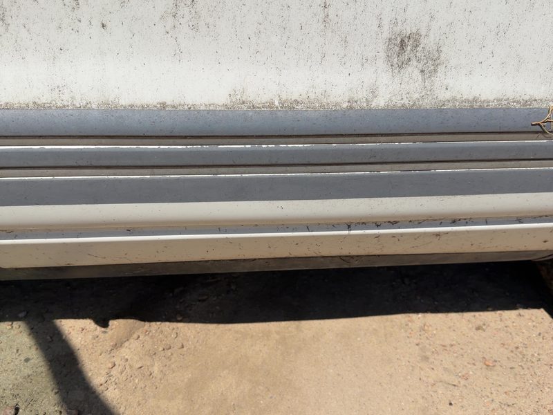 1993 Oldsmobile Eighty-eight (80 & Up) Rear Door Moulding LH
