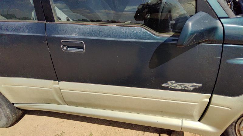 1996-1998 Suzuki Sidekick Front Door RH
