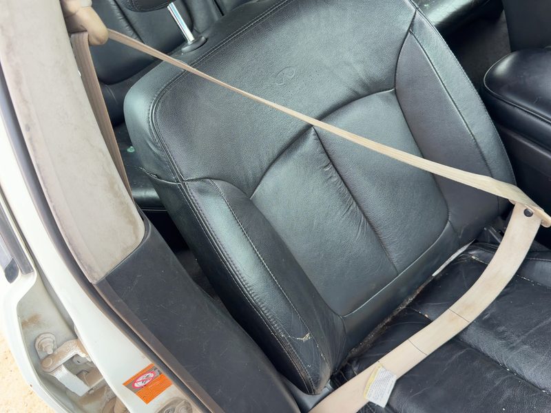 2000-2001 Infiniti I30 Front Seat Belt RH
