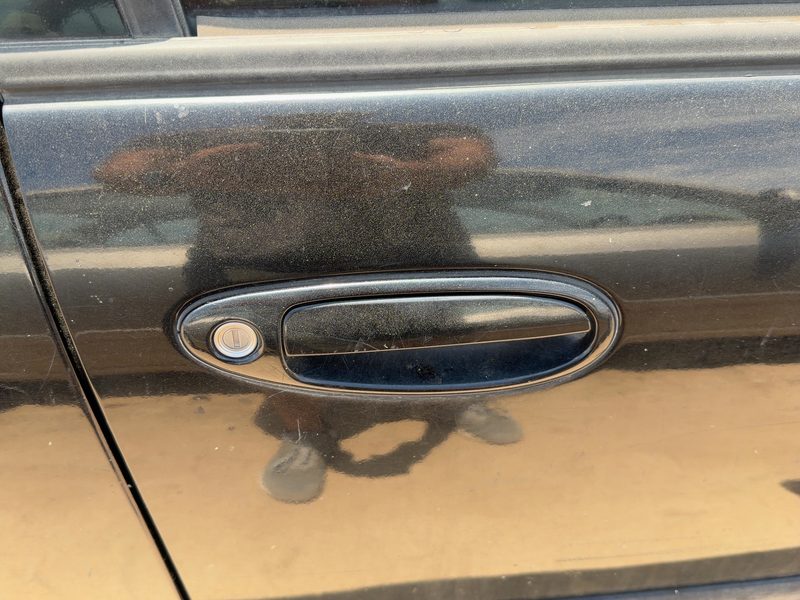1998 Nissan Maxima Outside Door Handle RH