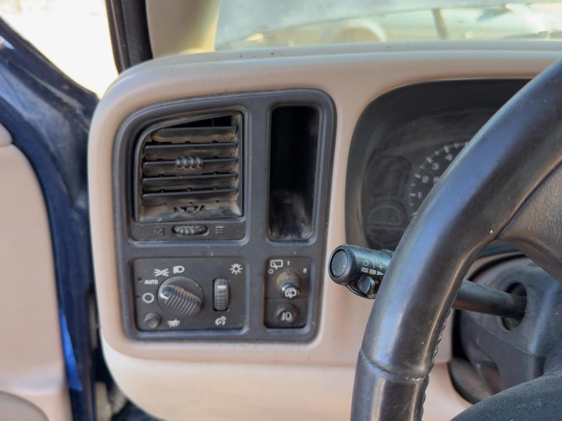 2003 Chevy/gmc Suburban 1500 Series Dash Panel