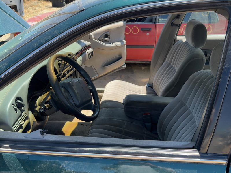 1995-2001 Lumina (also See Lumvan) Front Door Glass/Window LH