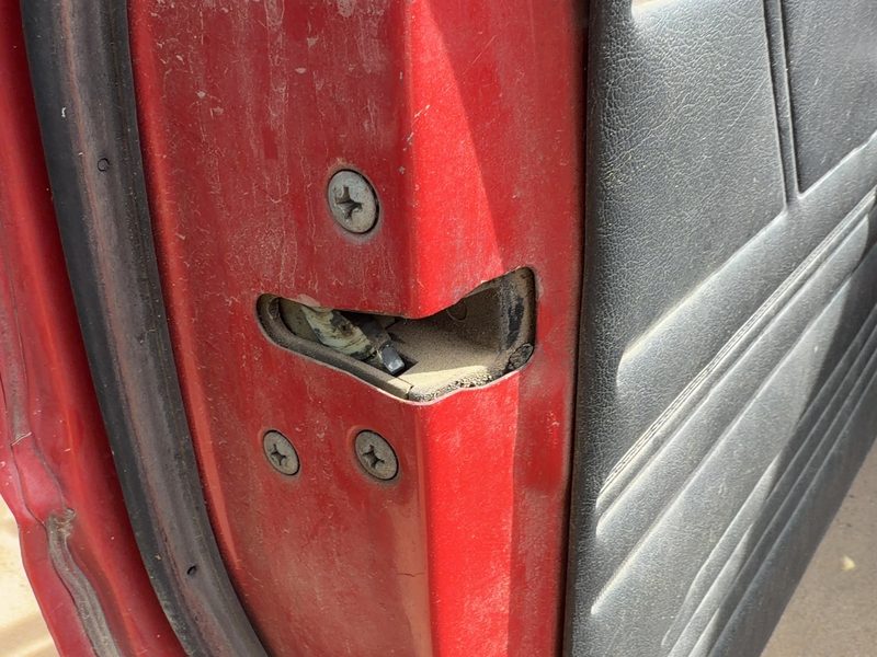 1988 Toyota FX (includes Fx16) Front Door Latch LH