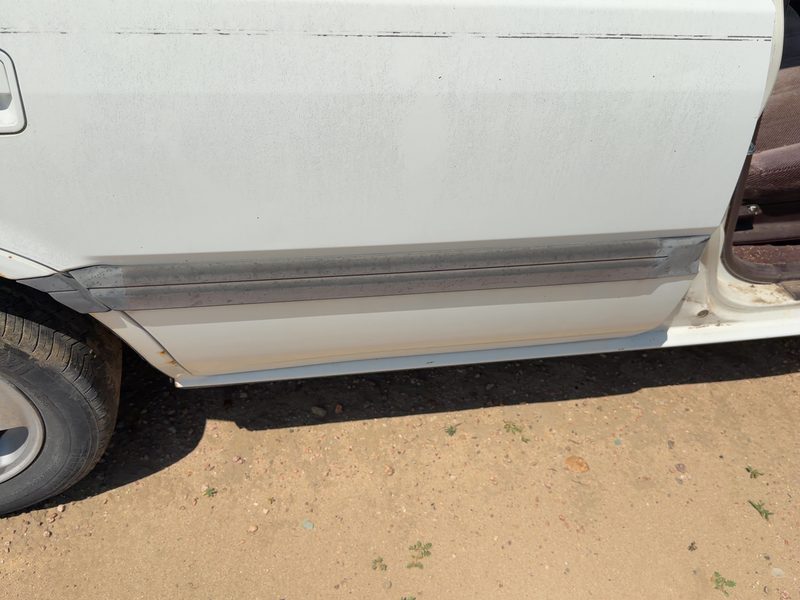 1989 Honda Accord Rear Door Moulding RH