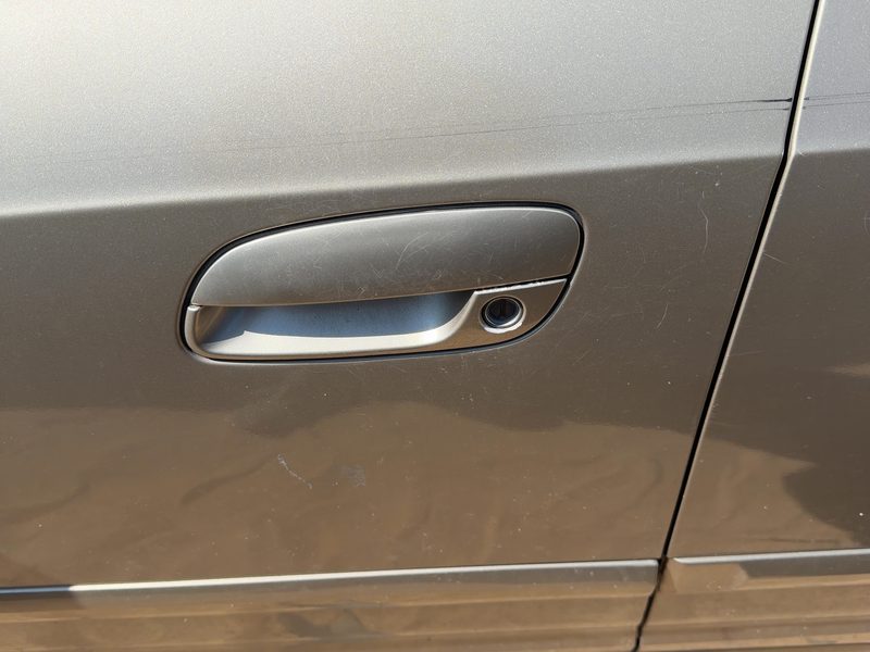 2001-2006 Hyundai Elantra Outside Door Handle LH