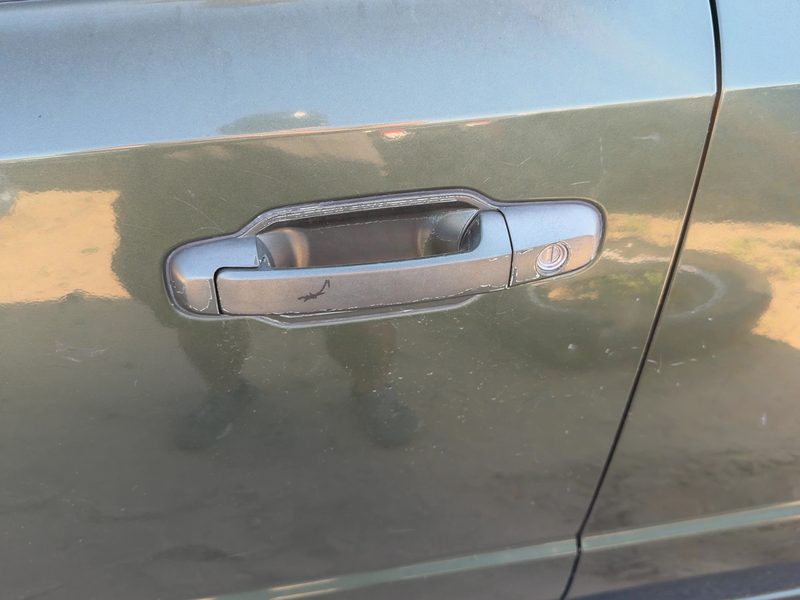 2003-2009 Kia Sorento Outside Door Handle LH