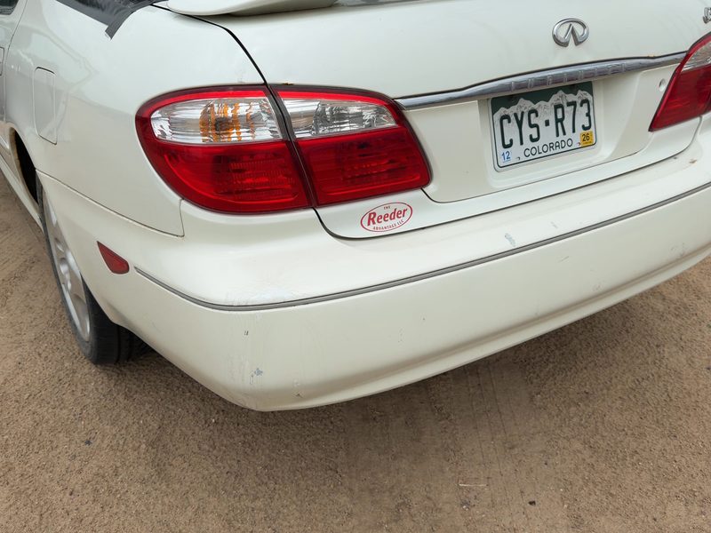 2000-2001 Infiniti I30 Rear Bumper Assembly