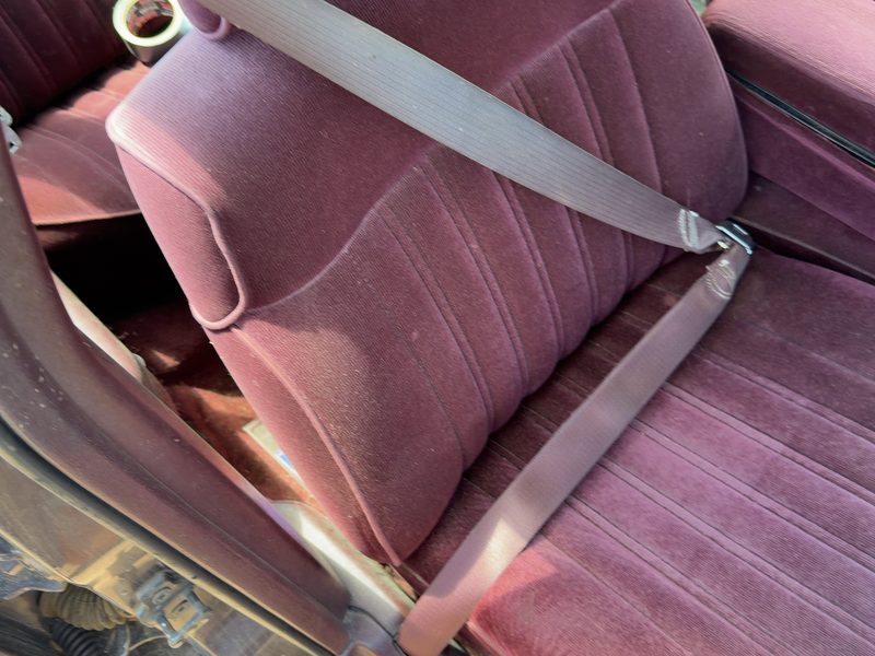 1994 Oldsmobile Eighty-eight (80 & Up) Front Seat Belt RH