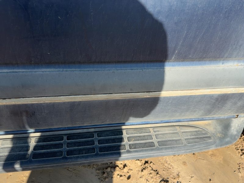 2000-2006 Chevy/gmc Suburban 1500 Series Front Door Moulding RH
