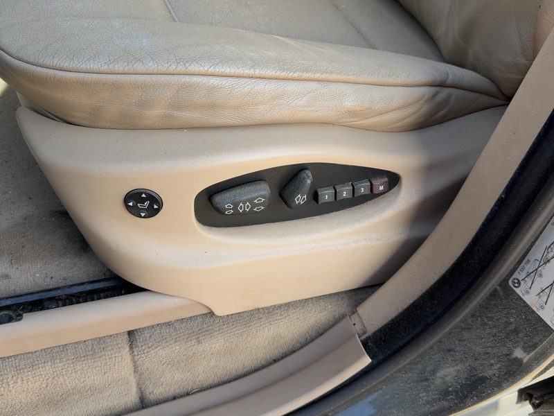2006 BMW X5 Seat Track LH