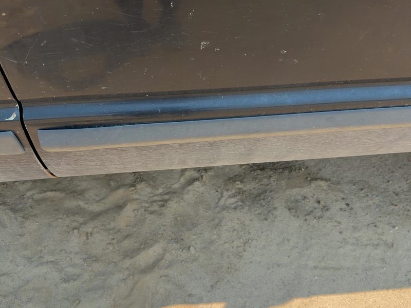 2002-2007 Dodge Ram Pickup 1500 Series Front Door Moulding RH
