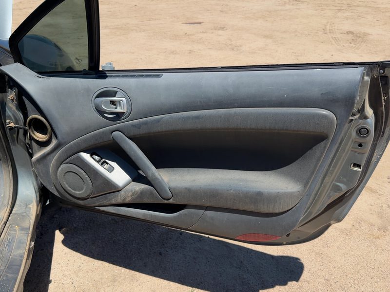 2006-2012 Mitsubishi Eclipse Front Door Trim Panel RH