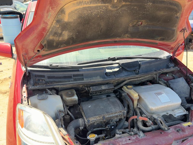 2004-2009 Toyota Prius Hood Hinge RH