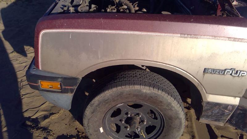 1981-1987 Isuzu Pickup Fender LH