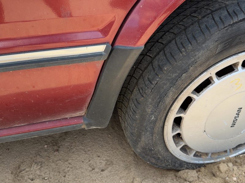 1987 Nissan Maxima Quarter Panel Moulding LH