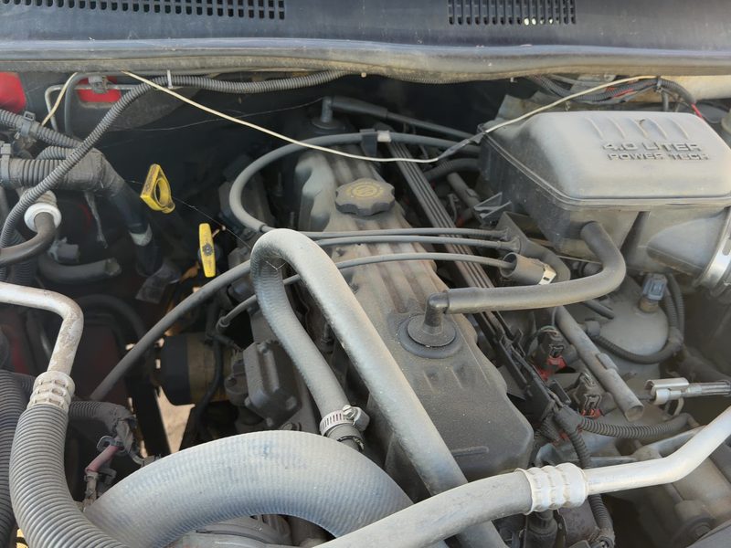 1999-2006 Jeep Grand Cherokee Cylinder Head