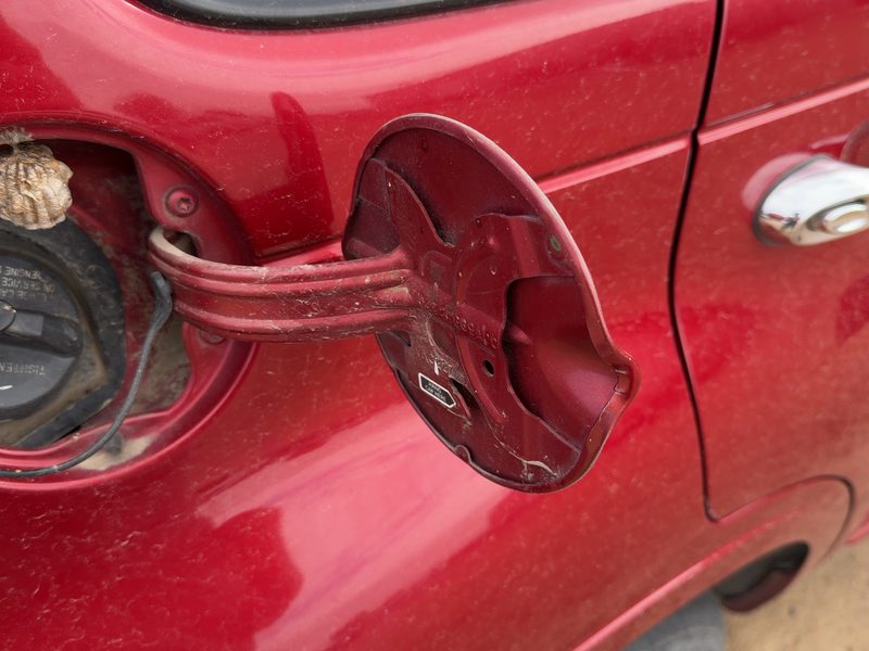 2009 Pt Cruiser Fuel Tank Door