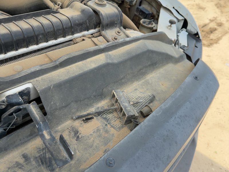 1999-2007 Ford F350 Super Duty Pickup Radiator Support