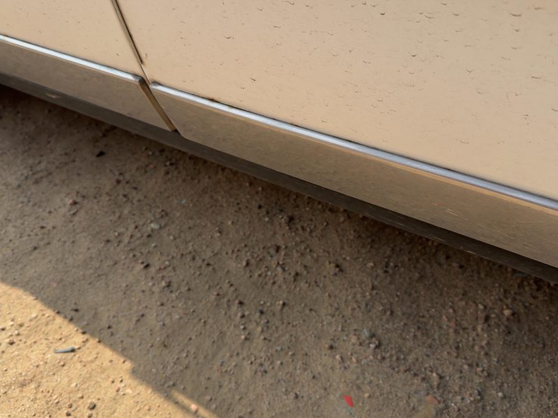 1986 Oldsmobile Ninety-eight (80 & Up) Front Door Moulding RH