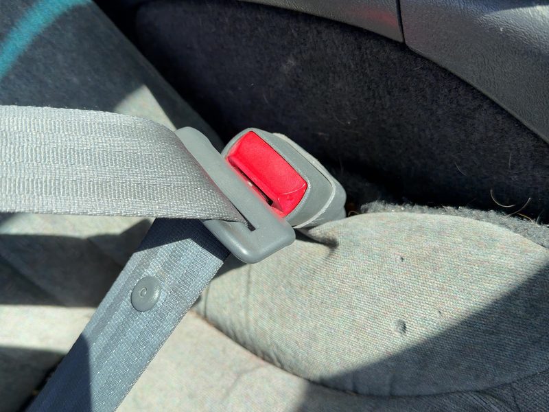 2001-2005 Blazer S10/jimmy S15 Front Seat Belt RH