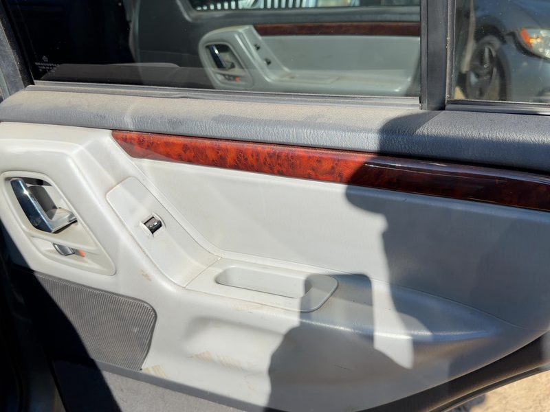 2002-2004 Jeep Grand Cherokee Rear Door Trim Panel RH