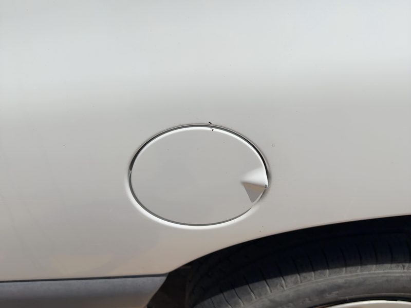 1996-2000 Chrysler Town & Country Fuel Tank Door