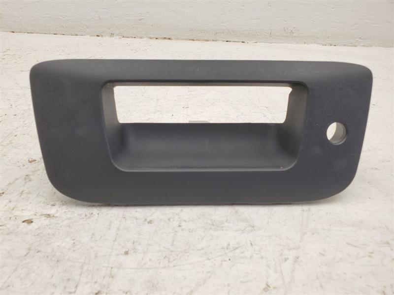 2007-2014 Chevrolet 1500 Silverado Pickup Outside Door Handle