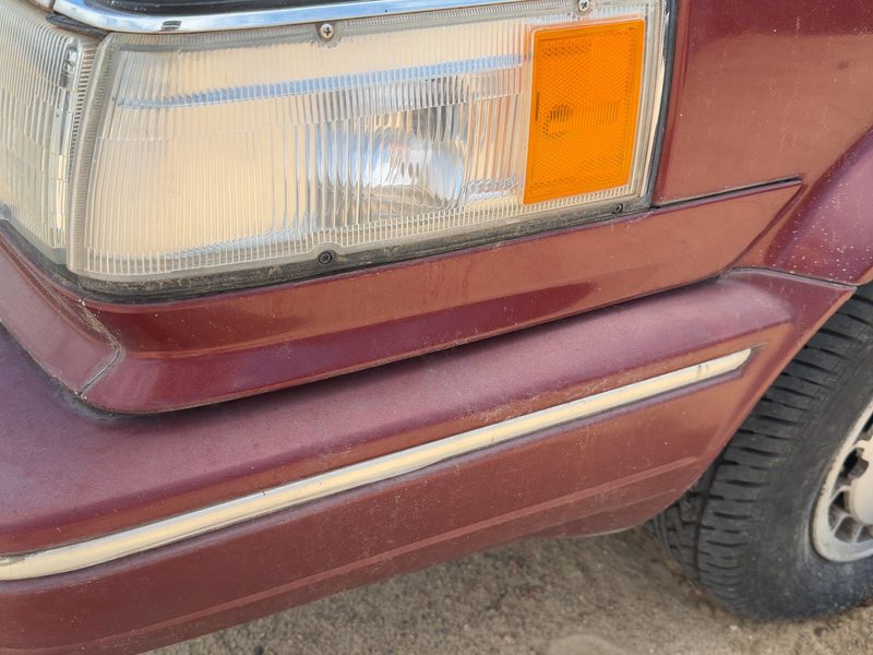 1987 Nissan Maxima Fender Moulding LH