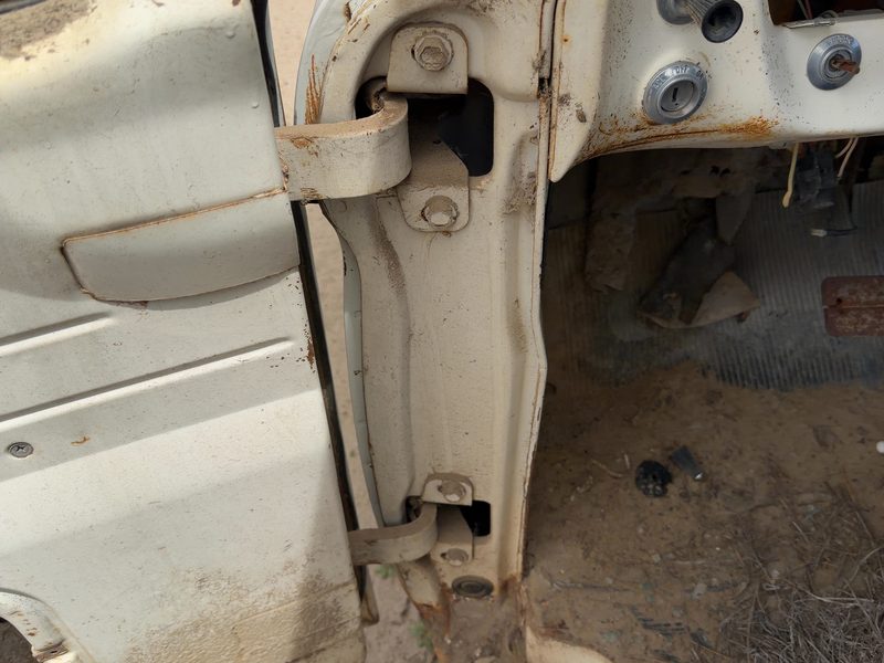 1972-2067 Ford Pickup F350 Series Front Door Hinge LH