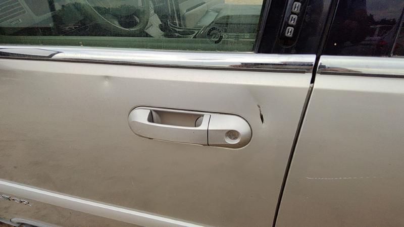 2003-2005 Lincoln Aviator Front Door LH