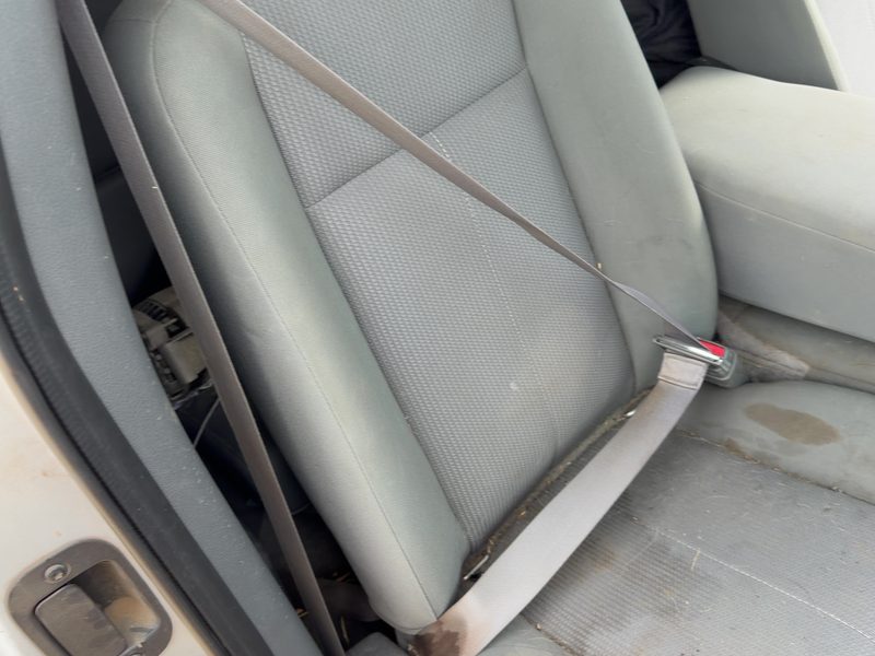 2005-2011 Dodge Dakota (mid-size) Front Seat Belt RH