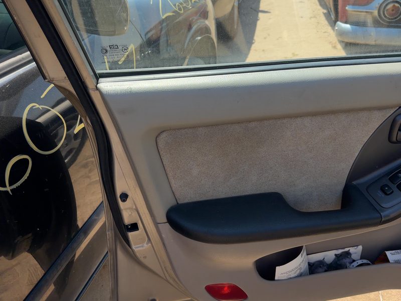 2001-2003 Hyundai Elantra Front Door Trim Panel LH