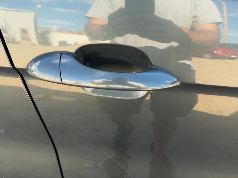 2000-2006 BMW X5 Outside Door Handle RH