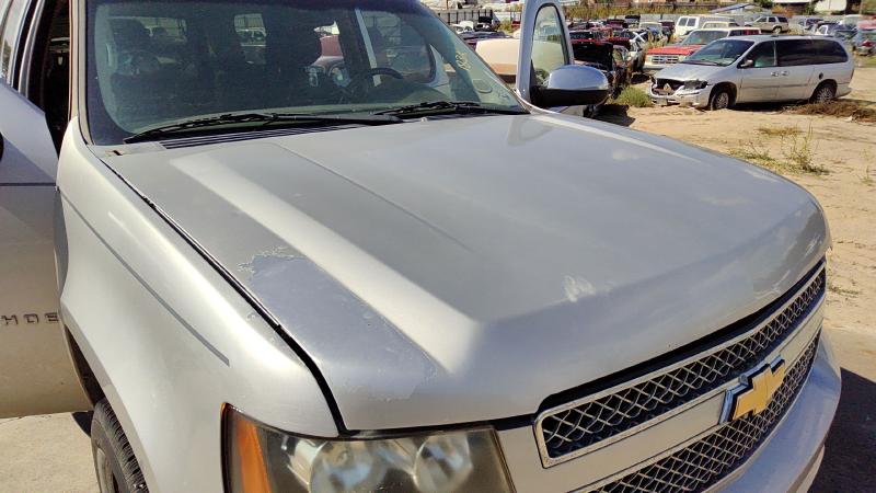 2007-2014 Chevrolet Tahoe Hood