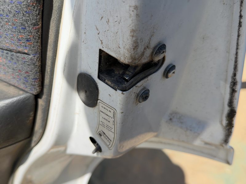 1995-2005 Blazer S10/jimmy S15 Rear Door Latch RH