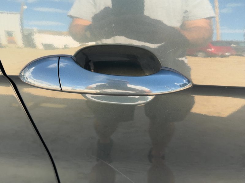 2000-2006 BMW X5 Outside Door Handle RH