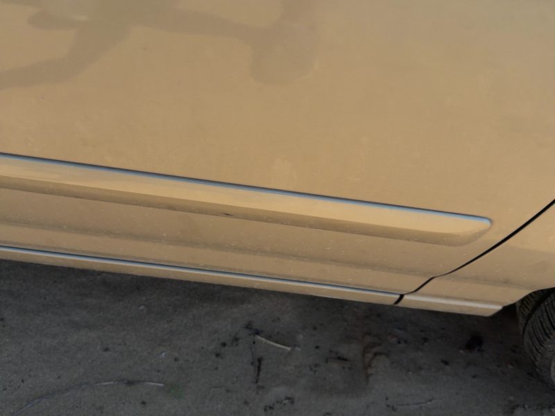 2001-2003 Hyundai Elantra Front Door Moulding RH