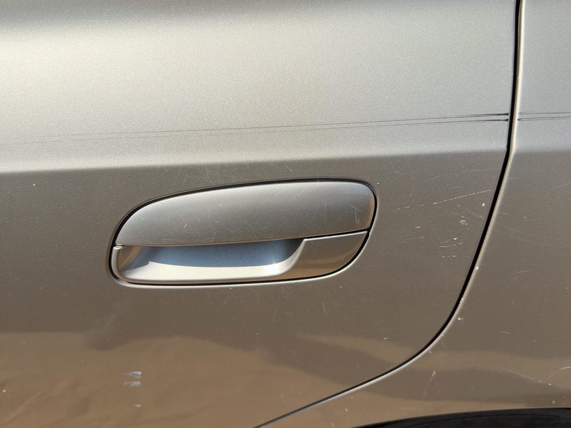 2001-2006 Hyundai Elantra Outside Door Handle LH