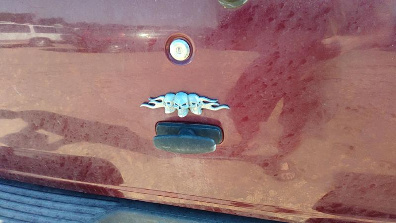 1997-2002 Ford Expedition Outside Door Handle RH