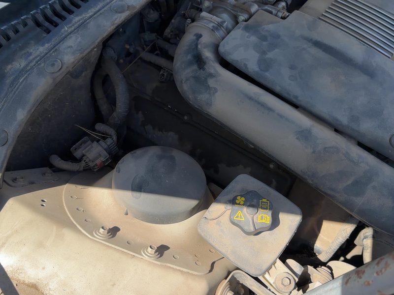2000-2002 Lincoln LS Cylinder Head
